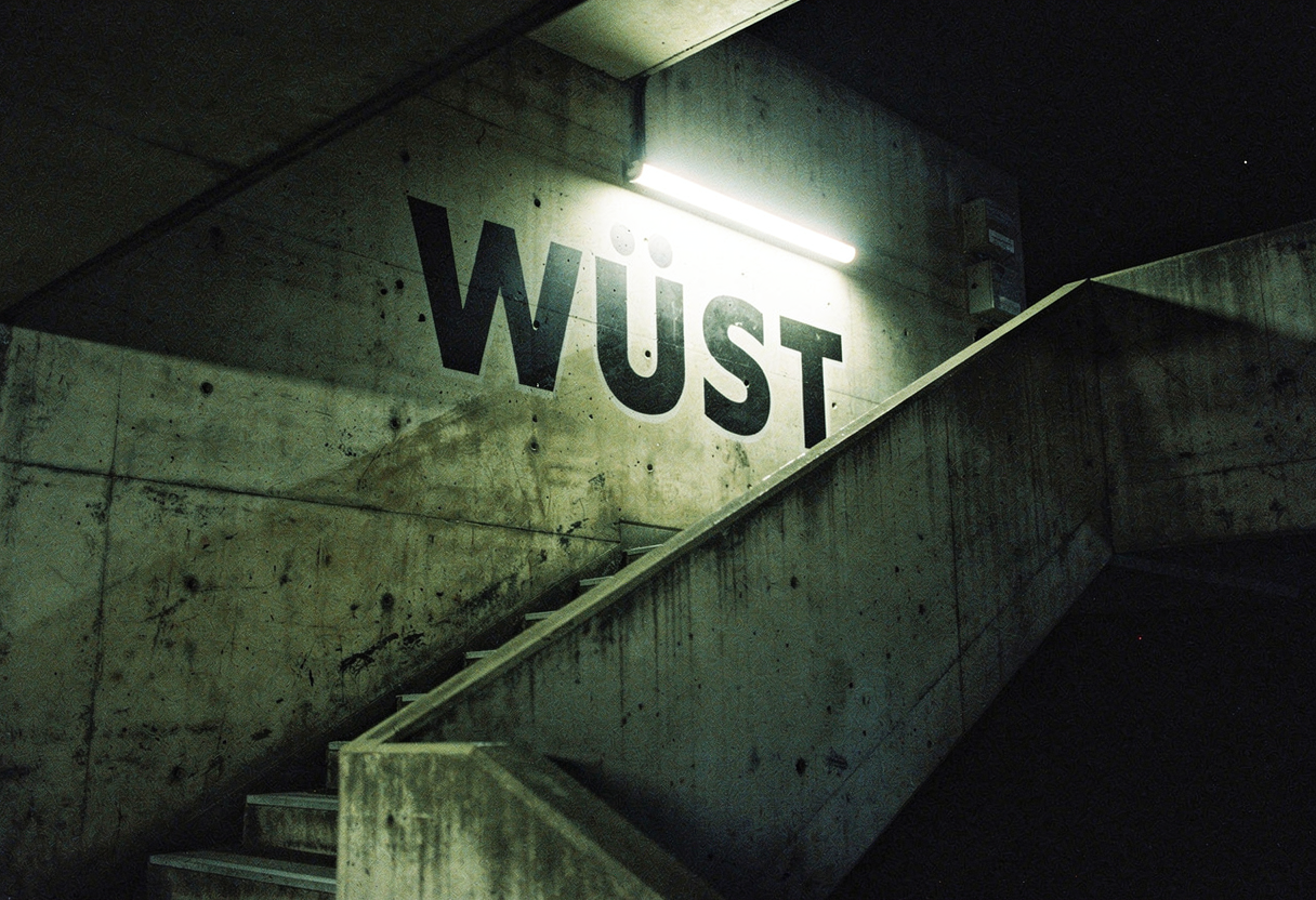 WÜST - concrete stairwell