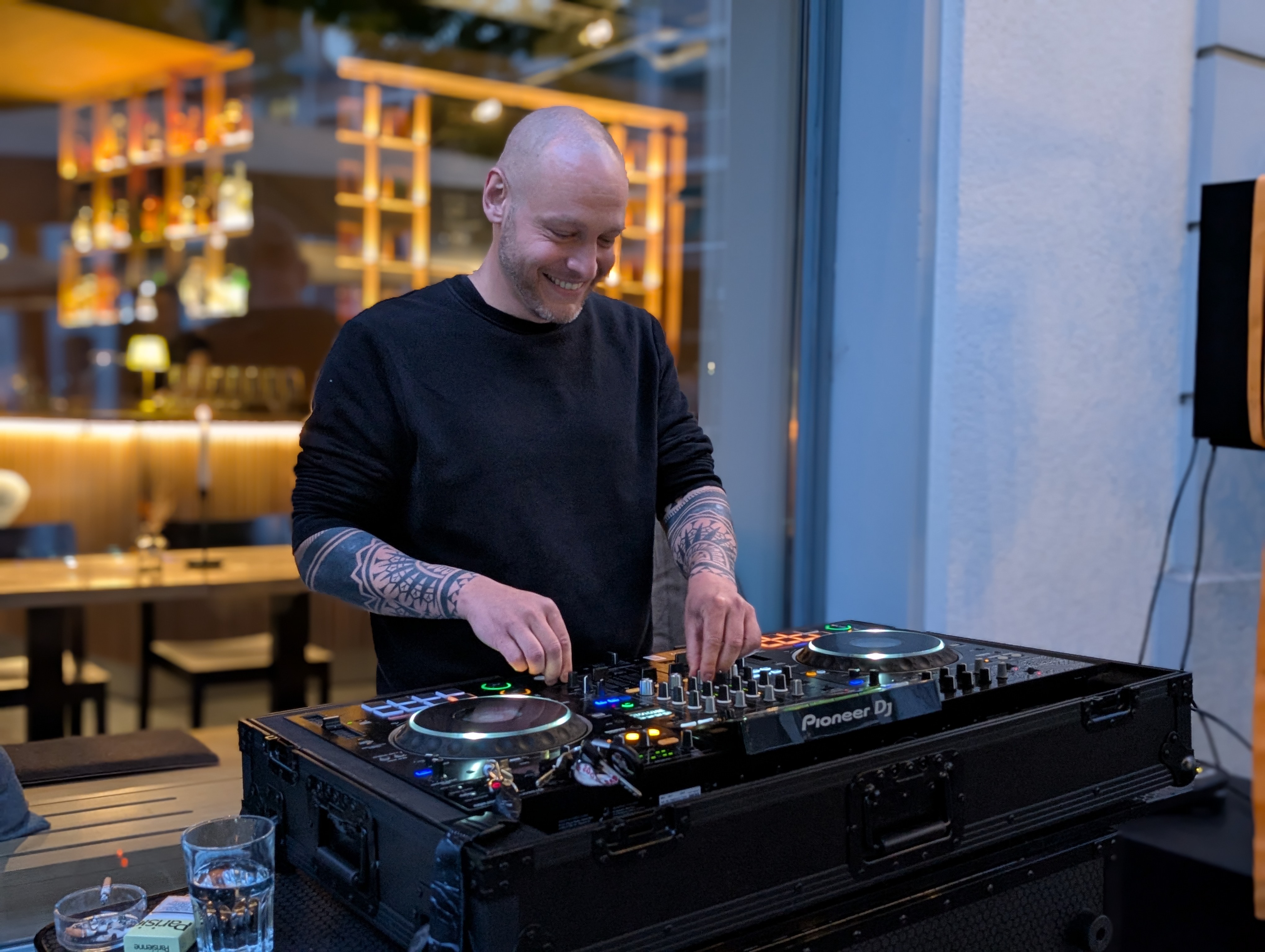 Wüst DJing - Pioneer decks